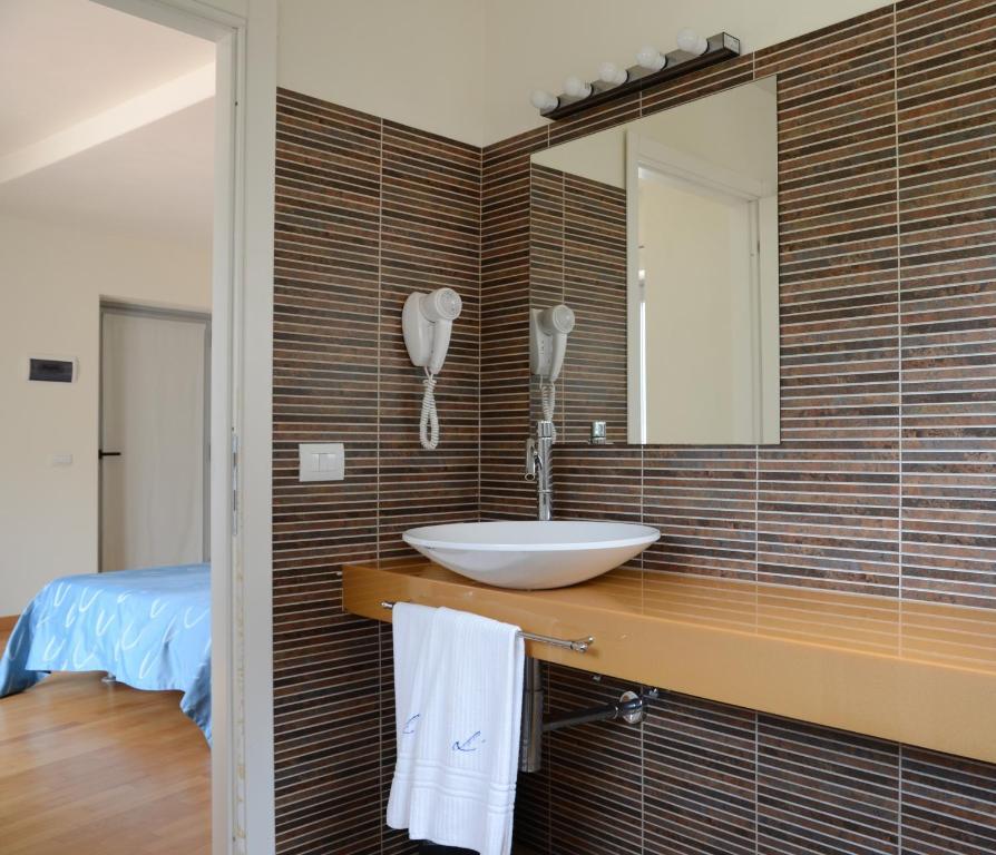 Arenella 3*