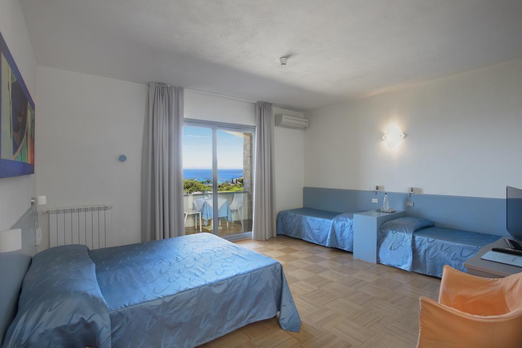 Arenella Hotel 3*