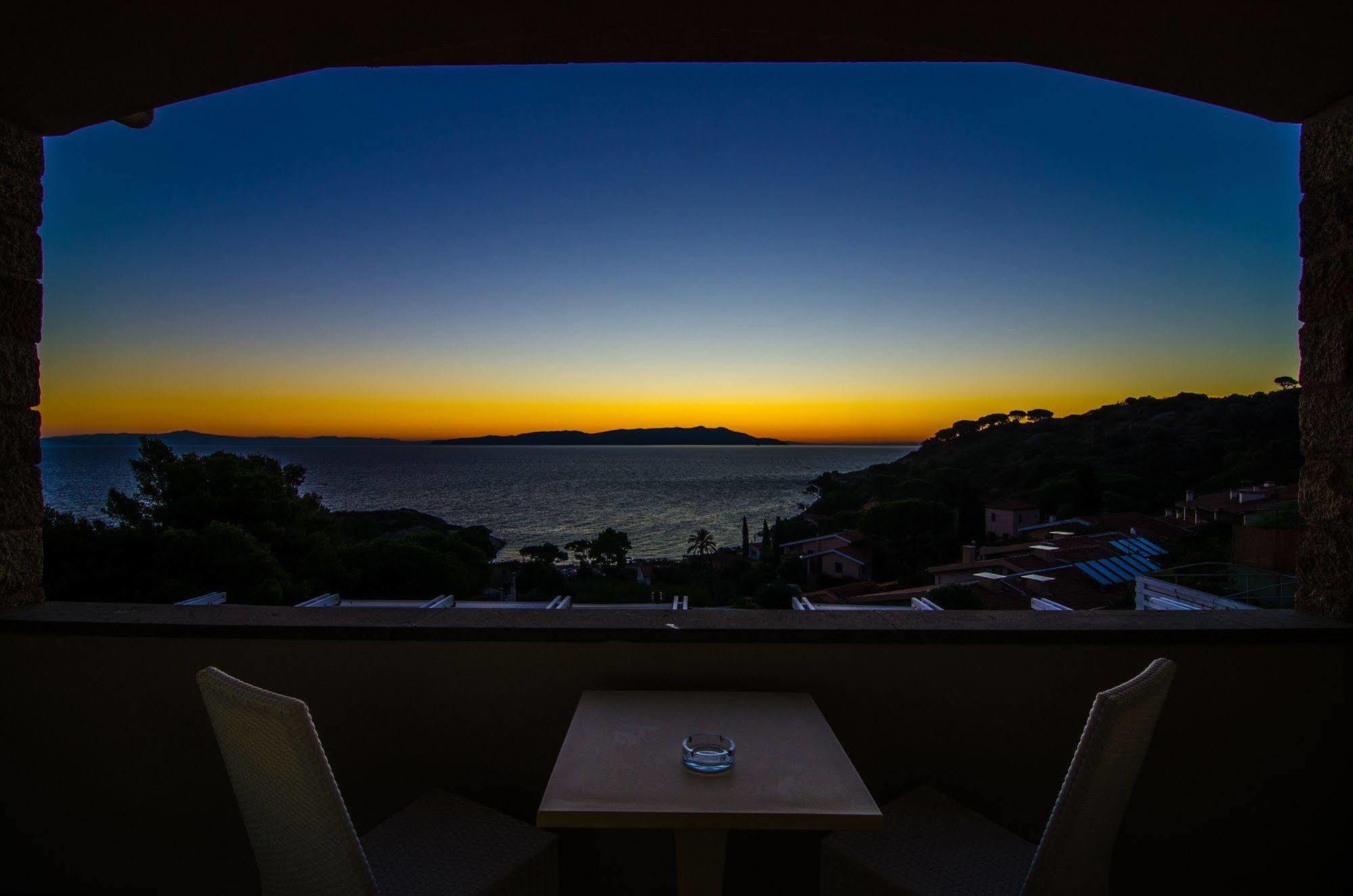 Arenella Hotel Giglio Porto